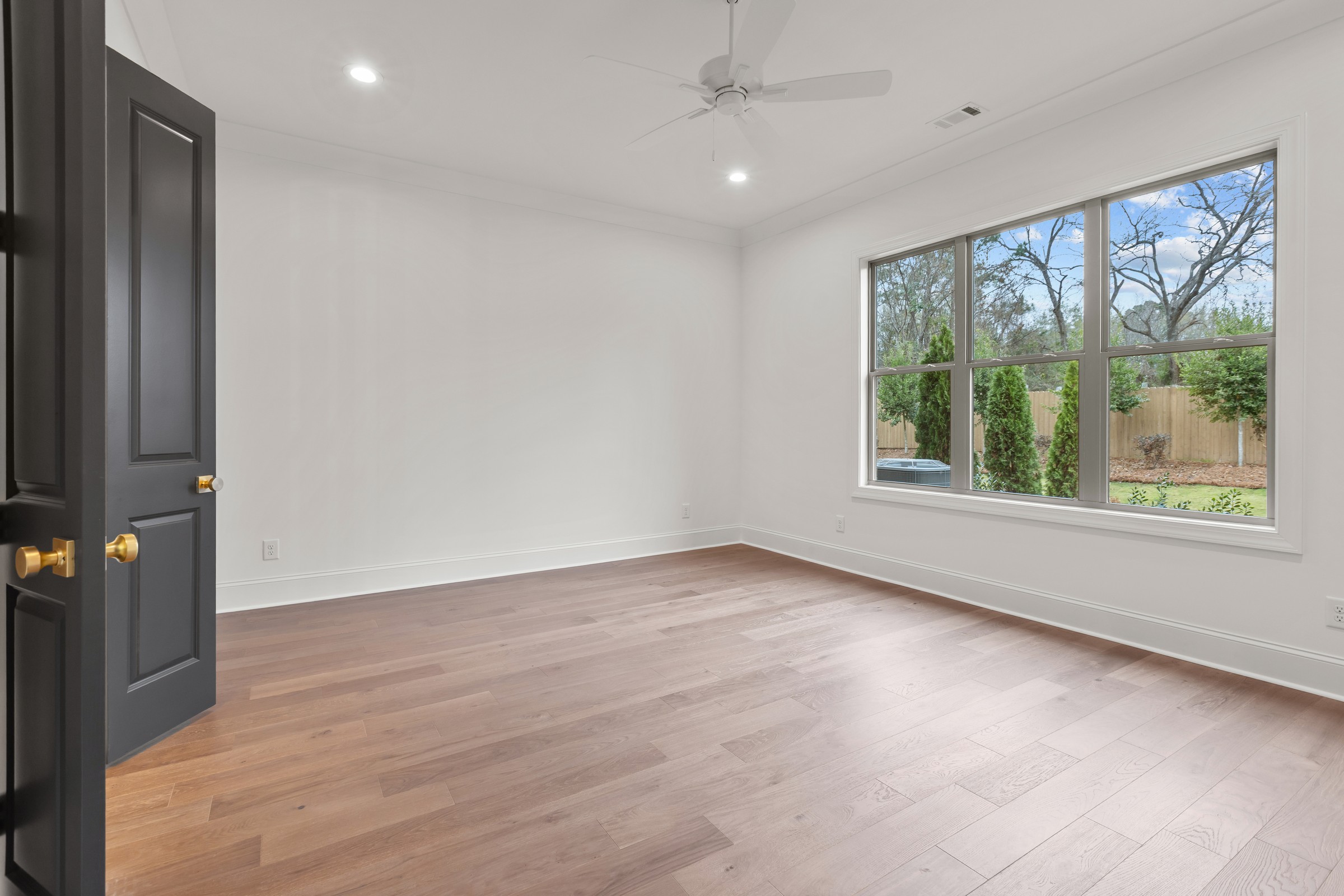 Bellevue Homes — bedroom
